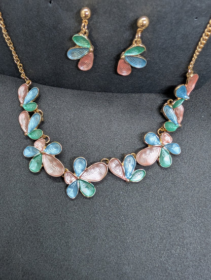 Elegant Pastel Floral Enamel Jewelry Set – Gold-Toned Statement Necklace & Matching Drop Earrings for Women