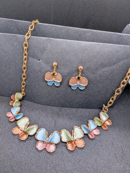 Whimsical Pastel Butterfly Enamel Jewelry Set – Gold-Toned Chunky Chain Necklace & Matching Drop Earrings
