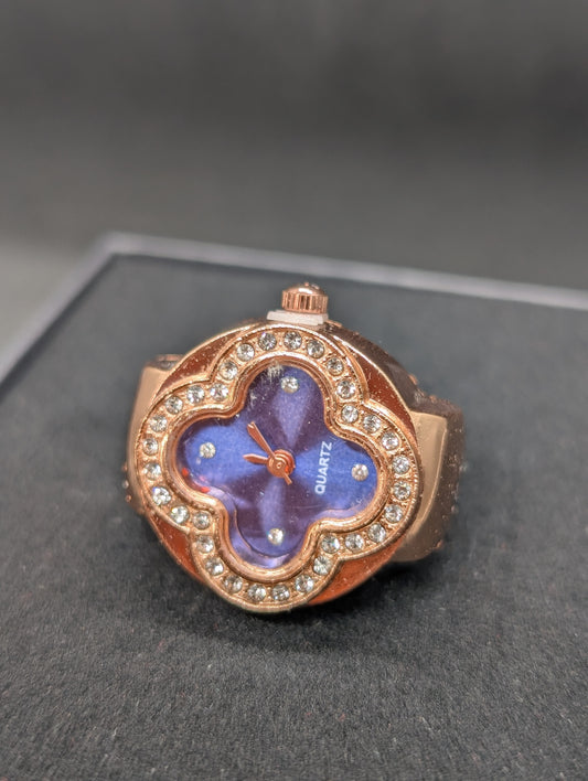 Rose Gold Clover Finger Ring Watch for Women | Vintage Crystal Quartz Analog Ring Watch