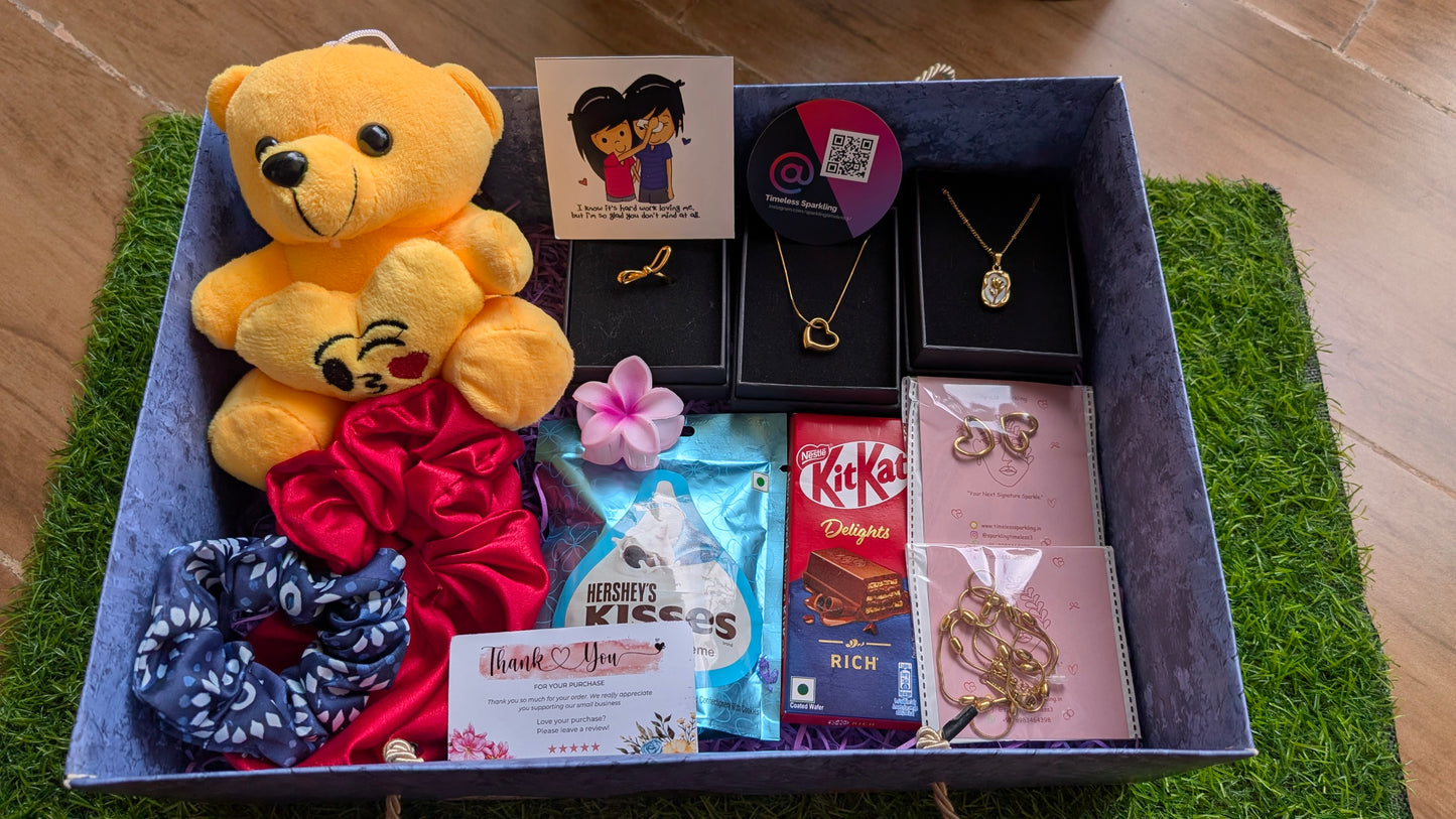 Valentines Luxe Gift Hamper for her✨