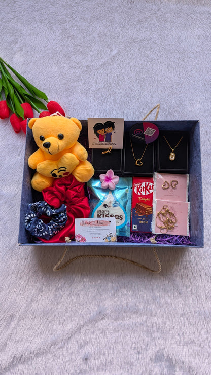 Valentines Luxe Gift Hamper for her✨