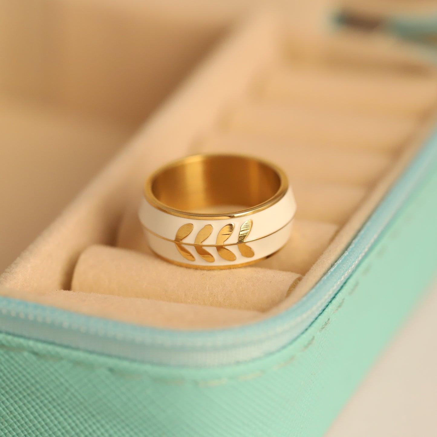 Modern Wide Band Wedding Ring Style | Gold Leaf Pattern Jewelry