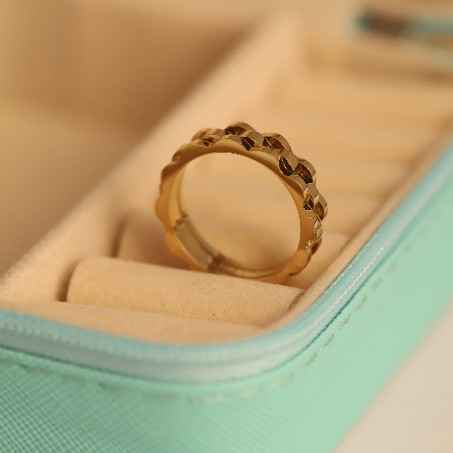 Modern Gold Tone Solid Chain Ring | Waterproof Daily Wear Anti-Tarnish