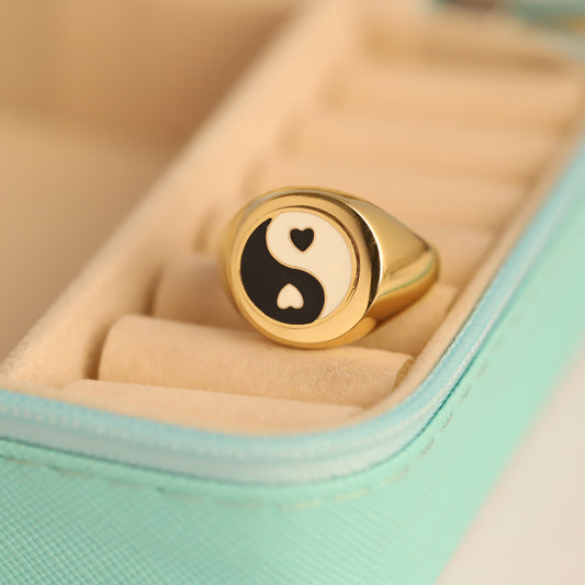 Gold Yin Yang Heart Signet Ring - Enamel Balance Jewelry