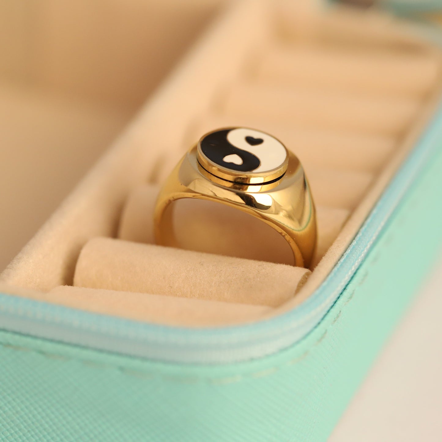 Gold Yin Yang Heart Signet Ring - Enamel Balance Jewelry