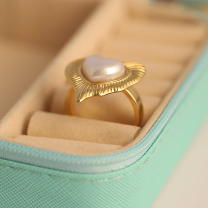 Vintage Gold Heart Pearl Ring - Textured Romantic Statement Jewelry