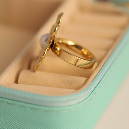 Classic Gold Flower Ring with Pearl - Adjustable Floral Jewelry