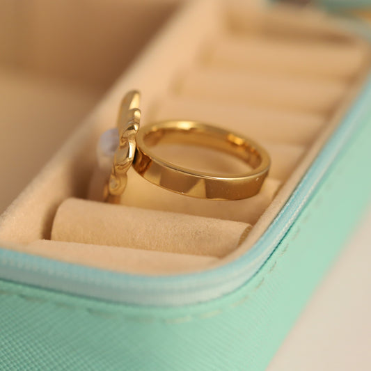 Sculptural Gold Heart Ring with Pearl - Adjustable Modern Jewelry