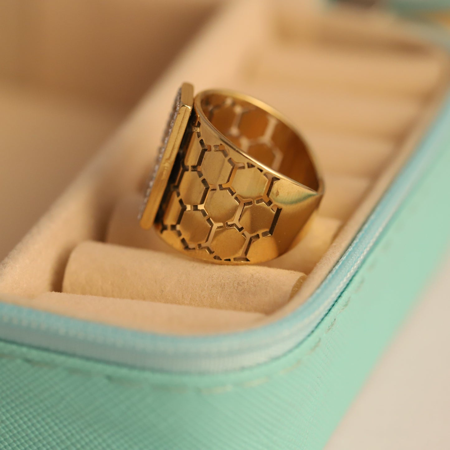 Honeycomb & Onyx Ring - Geometric Gold Statement Band