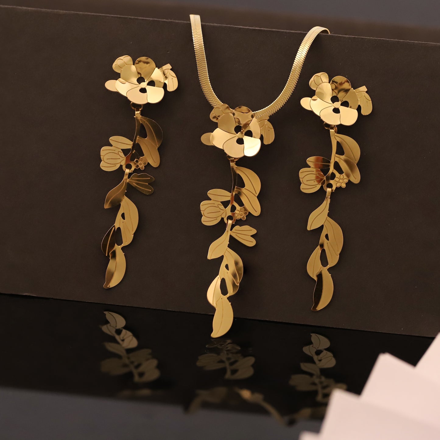 Gold Floral Vine Drop Necklace & Earring Set | Botanical Jewelry